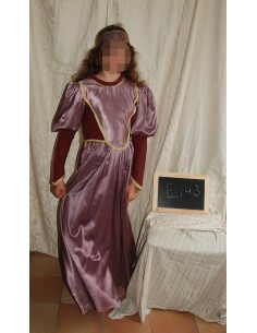 Cour Fille E143