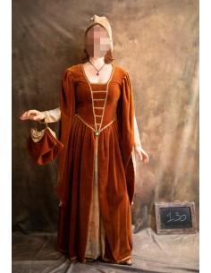 Cour Femme F130