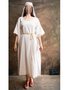 Cour Femme F152